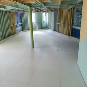Panneau de patinage de patinoire synthétique résistant à l'usure autolubrifiant à faible coût patinoire en plastique de patinage pour l'intérieur extérieur - Product Image 1