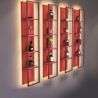 Porte-bouteilles mural en métal éclairé de style industriel et comptoir de bar combinés avec étagère de présentation décorative
