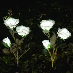 Lampe de pelouse décorative imperméable pour jardin extérieur, alimenté par énergie solaire, lumières de piquet de fleurs roses blanches pour cour, Patio, chemin, décor