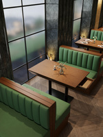 Meubles en bois massif HUALIN pour restaurants, cafés et hôtels : tables à manger, chaises et banquettes