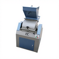Concasseur à marteaux électrique performant 380V 4-7.5kW 1800-3000kg/h pour une granulométrie plus fine (3-13 Mesh) et un broyage rapide des fibres par flux d'air