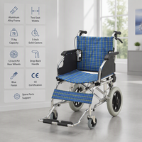 Fauteuil roulant manuel léger en aluminium avec poignée rabattable pour le transfert de patients en maison de retraite et à domicile