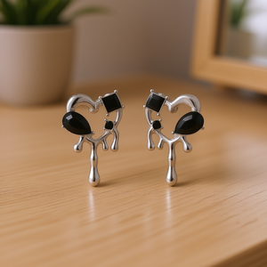 Orecchini Pendenti a Cuore Punk con Onice Nera, Montatura a Griffe, in Lega Placcata Argento, Gioielli da Festa alla Moda da Donna - Product Image 2