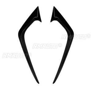 Divisor de Parachoques Delantero para Coche, Alerón Lateral, Ventilación de Aire, Cuchilla de Viento, Kits de Carrocería para Ford Fiesta ST MK6 2012-2017 - Product Image 2