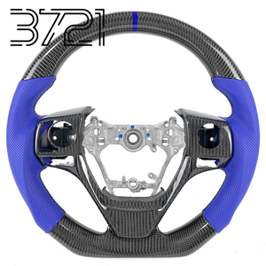 Volante de Fibra de Carbono Personalizado para el Interior del Toyota Corolla 2012-2018 - Product Image 1