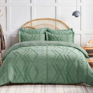 Ensemble de housse de couette brodée vert émeraude hypoallergénique, taille Queen, polyester respirant, lavable en machine, literie d'hiver - Product Image 4