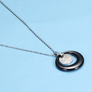 Fashion Pendant <b>Necklace</b> Black And White Ceramic Round Double Layer Pave Setting Geometric Design <b>Couple</b> Jewelry Gift Daily Wear - Product Image 3
