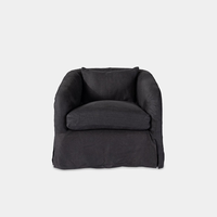 Fauteuil rectangulaire une place de style nordique en tissu beige avec structure en bois massif et rembourrage en mousse pour salon, hôtel, chambre à coucher