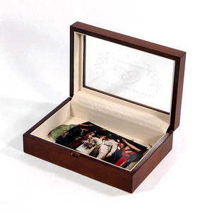Caja <span class=keywords><strong>de</strong></span> Fotos <span class=keywords><strong>de</strong></span> Madera para Boda JUNJI, Caja Decorativa con Tapa para Guardar Recuerdos, Regalo Exquisito Grabado para Fotógrafo - Product Image 3