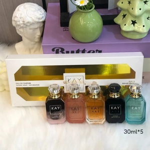 Perfume Set 30ml*4 Perfume Set Premium <b>Gift</b> <b>Box</b> Mini Perfume Women Elegant <b>Sweet</b> Smooth Exotic Premium Dubai Arabic Wholesale - Product Image 1