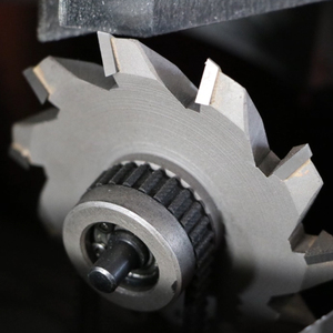 Máquina dobladora de bordes de aluminio de alta calidad, dobladora automática de perfiles de aluminio <span class=keywords><strong>cnc</strong></span> - Product Image 4