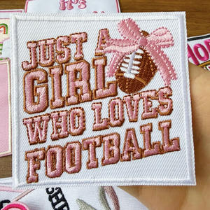 Patchs brodés personnalisés colorés de petite taille, haute précision, thermocollants, avec lettres et slogans sur le thème du football, pour vêtements (OEM) - Product Image 4