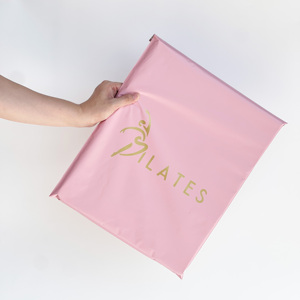 Bolsas de Envío Negras, Bolsas de Poliéster Mate Rojas, Bolsas de Embalaje Personalizadas Azul Cielo Mate, Bolsa de Envío Nude Express Personalizada para Ropa - Product Image 1