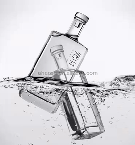 Bouteille de liqueur carrée 250ml 500ml <span class=keywords><strong>Gin</strong></span> Whisky Vin Vodka Bouteille en verre pour brandy rhum avec liège synthétique - Product Image 1