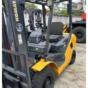 Montacargas Diésel Komatsu FD30 Usado de 3 Toneladas, Máquina Elevadora Japonesa de Segunda Mano, Componentes del Motor, Mástil de Tres Etapas - Product Image 1