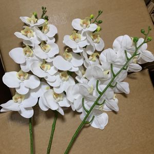 Orchidées artificielles en latex <span class=keywords><strong>de</strong></span> haute qualité, aspect réaliste, orchidées blanches, 9 têtes, tige unique, pour la décoration <span class=keywords><strong>de</strong></span> la maison, des mariages et des événements - Product Image 2