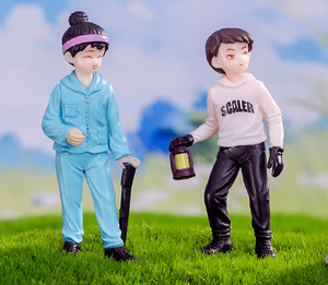 Pequeño 3D Adventure Mountaineer decoración del hogar figura personas niño niña pareja escultura estatuilla miniatura chico juguete fabricantes - Product Image 5