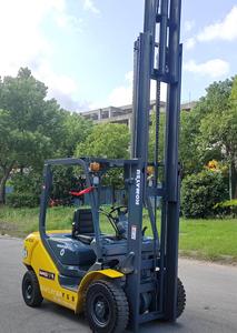 Montacargas Komatsu FD30 Usado de 3 Toneladas, Tracción Delantera, Origen Japón, Capacidad de Carga 3T, Diésel, Usado para Agricultura y Construcción - Product Image 6