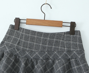 Mini-<span class=keywords><strong>jupe</strong></span> décontractée tendance à imprimé écossais <span class=keywords><strong>gris</strong></span> avec dentelle au bas pour femme – Grande vente - Product Image 5