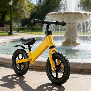 Vélos d'équilibre pour enfants approuvés par les éducateurs et vélo d'équilibre 2 en 1 avec des fonctionnalités d'apprentissage pour développer les compétences motrices et la coordination - Product Image 3