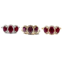 Meilleur Vendeur Personnalisé 18k Or Jaune 100% Naturel Diamant Fine Bijoux Couleur Pierre Madagascar Ovale Rubis Bijoux 3 pierres Anneau