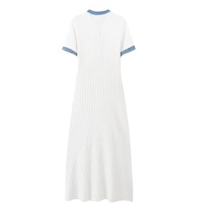 Robe longue en tricot pour femmes élégante et contrastée Robe chic col rond manches courtes boutons en métal Robes moulantes Office Lady Commuting Robe - Product Image 3
