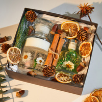 Luxuriöse Trockenblumen-Gelee-Wachs Sojawachs Duftkerzen Großhandel Weihnachts-Duftkerzen Geschenkset