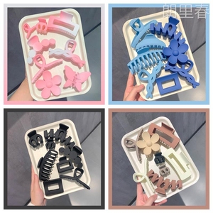 8-piece kadınlar için renkli plastik saç pençeleri Set saç aksesuarları tokalar kırmızı mavi pembe siyah - Product Image 2