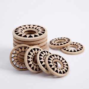 Soportes <span class=keywords><strong>de</strong></span> madera <span class=keywords><strong>de</strong></span> tamaño pequeño para <span class=keywords><strong>esferas</strong></span> <span class=keywords><strong>de</strong></span> cristal Estante <span class=keywords><strong>de</strong></span> exhibición sentado artefacto Mini soporte <span class=keywords><strong>de</strong></span> esfera <span class=keywords><strong>de</strong></span> madera - Product Image 3
