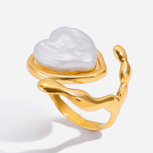 Anillo de Perlas en Forma de Corazón con Engaste de Bisel Chapado en Oro, Joyería para Uso Diario de Mujer - Product Image 1
