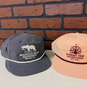 Gorra de Nylon con Logotipo Bordado de 5 Paneles Personalizada OEM, Gorra Snapback Sin Estructura, Ligera y Resistente al Agua - Product Image 1