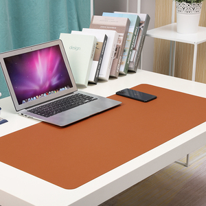 Alfombrilla de Escritorio Personalizada con Logotipo XL, Alfombrilla de Escritorio Extensible Impermeable de Cuero PU, Protector de Escritorio Antideslizante con Correa para Oficina y Estudio - Product Image 5