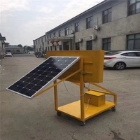 VMS Trailer Panneau à messages variables Panneau fléché à énergie solaire Led Support de trafic mobile Panneau de flèche ambre Remorque routière