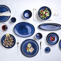 Shengjing 2022 nouveau fabricant plats ronds de qualité alimentaire 8.5 pouces 21cm assiettes en céramique bleu et blanc de mariage assiette écologique