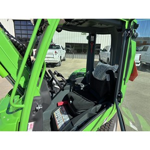 Producto en Estado Nuevo 2025 AVANT 855I con Capacidad de Elevación de 4,190 lb, Motor USA Tier 4 Final, Enganche Rápido - Product Image 6