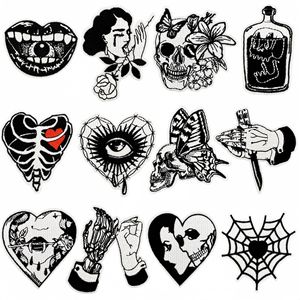 Parche Bordado Punk Terror Negro y Blanco para Ropa, Mochilas, Accesorios, Venta al por Mayor - Product Image 2