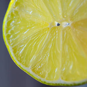Limón Verde Vietnamita Fresco Sin Semillas, Suministro Directo de Granja, Alta Calidad para Venta en Mercado Fresco, Almacenamiento en Frío, 12 Meses de Duración - Product Image 5