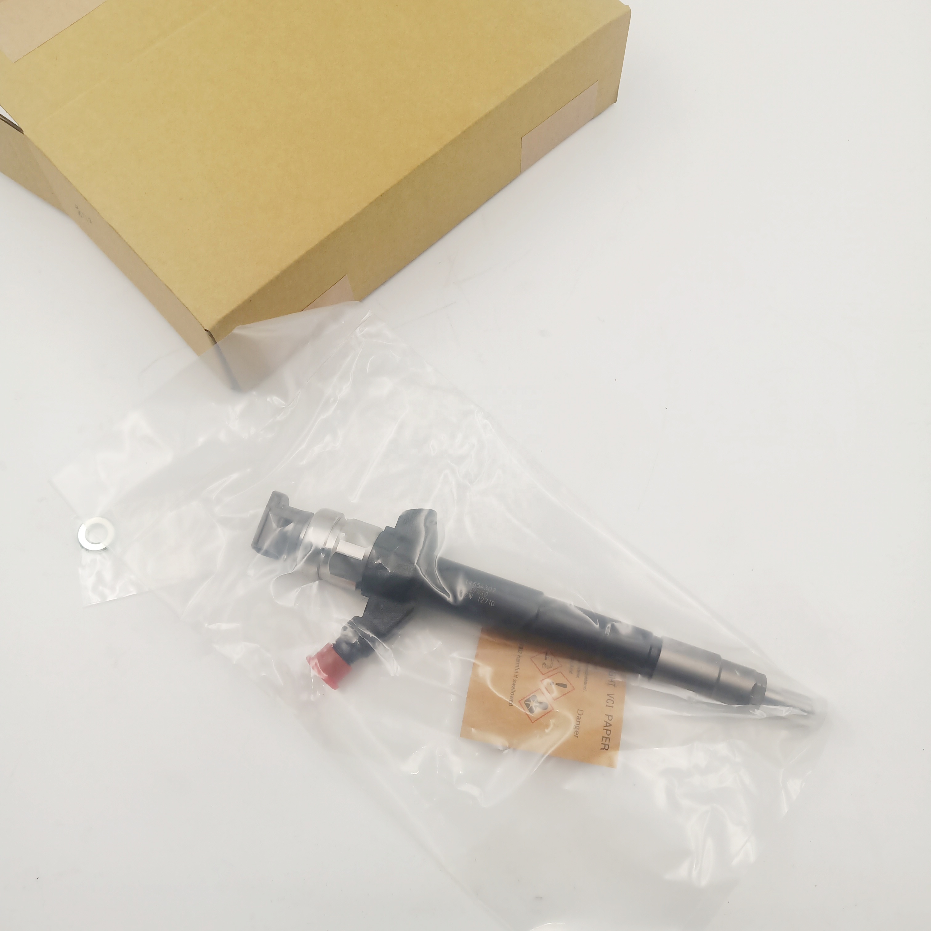 High Quality Diesel Fuel Injector 095000-8110 Common Rail Fuel Injection Nozzle 1465A307 For MITSUBISHI