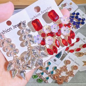 Boucles d'oreilles tendance pour femme en alliage de cuivre plaqué or 18 carats, avec strass en cristal et fixation griffe en argent S925, forme crochet - Product Image 6