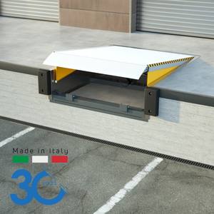 Plataforma Niveladora Electrohidráulica de Aluminio, con Borde Articulado, Estructura Integrada para Entornos Limpios con Certificación HACCP - Product Image 1