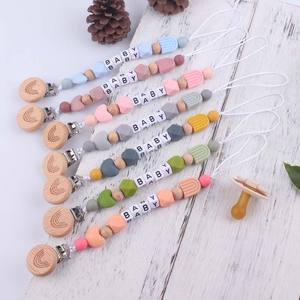 Attache-tétine en bois de hêtre arc-en-ciel pour bébé, chaîne de sucette, bâton de dentition anti-chute, usine personnalisée, petite chauve-souris - Product Image 2