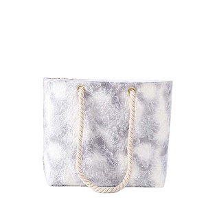 Tote Bag Large Capacity Cosmetic Organizer With Flower Tassels Soft Handle Everyday Use Winter 2023 - Product Image 5