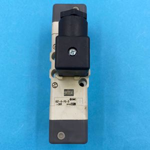 วาล์วโซลินอยด์ SMC รุ่น VQ7-6FG-D-3NR แบบห้าทาง ผลิตในญี่ปุ่น - Product Image 1