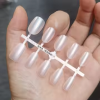 30 Pièces / Bande Embouts à Ongles Couleur Unie Couverture Complète Courte Ovale Amande Brillante Faux Ongles Artificiels à Coller Fournisseur