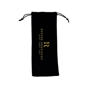 Pochette en velours pour kit <span class=keywords><strong>dentaire</strong></span> noir avec logo personnalisé, pour brosse à dents - Product Image 2