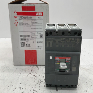 Interruptor Automático de la Serie Tmax TMAX XT4HU3200AAF000XXX 200A 3P 480600TMF 202000A, 200A 3P para PLC - Product Image 1