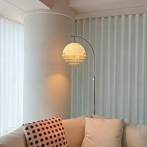 Lampadaire vintage Bauhaus avec source de lumière LED, 3,5 mètres d'irradiation, éclairage d'ambiance pour la décoration de la maison, salon et chambre à coucher - Product Image 3