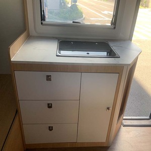 Remorque d'expédition hors réseau avec chauffage au diesel <span class=keywords><strong>de</strong></span> 6000 W, entrée d'eau par gravité et unité <span class=keywords><strong>de</strong></span> pompe à eau efficace 12 V 10 LPM - Product Image 4