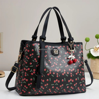 Sac à main tendance pour femme 2026, style haute couture, imprimé cerises rétro, durable, imperméable, avec fermeture éclair et bandoulière en polyester