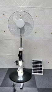 <span class=keywords><strong>Ventilateur</strong></span> sur pied solaire électrique rechargeable 12 volts avec télécommande, oscillant, écoénergétique classe A, pour hôtel et voiture, prise US - Product Image 2